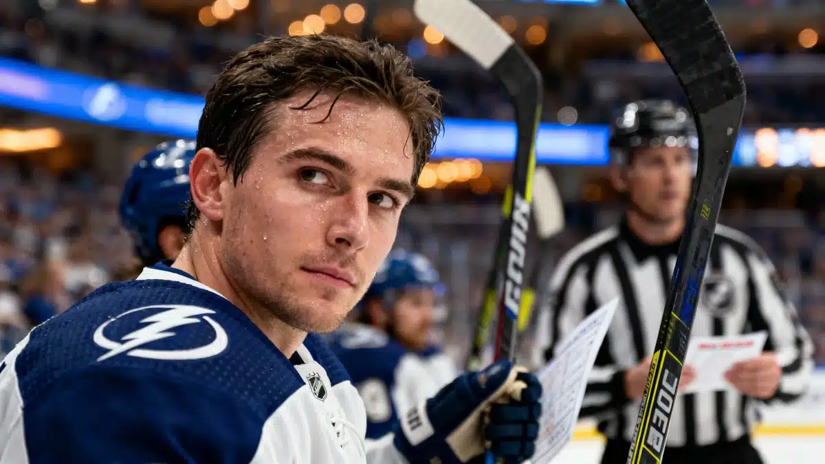 Floride-Tampa Bay : explosion de violence, 274 minutes de pénalité, 14 expulsions et la guerre est déclarée